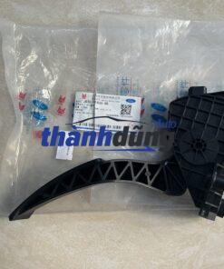 CẢM BIẾN CHÂN GA XE FORD RANGER