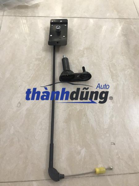 TREO LỐP DỰ PHÒNG FORD TRANSIT 2019
