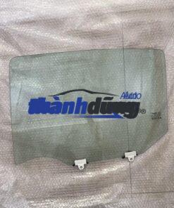 KÍNH CÁNH CỬA SAU TRÁI XE NISSAN ALMERA