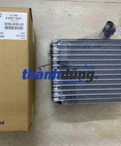 DÀN LẠNH SAU FORD EVEREST 2008