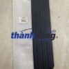 ỐP GIỮA BA ĐỜ SỐC SAU XE MITSUBISHI TRITON