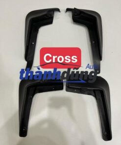 CHẮN BÙN BÁNH TOYOTA CROSS 2022