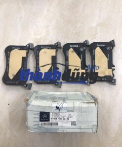 MÁ PHANH TRƯỚC XE MERCEDES A45 AMG