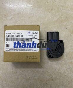 CẢM BIẾN CHÂN GA D4GA XE HYUNDAI COUNTY