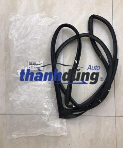 GIOĂNG CÁNH CỬA TRƯỚC XE KIA CERATO