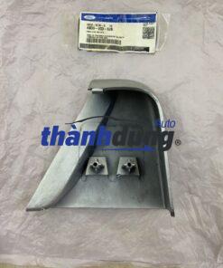 ỐP ĐẦU BẬC LÊN XUỐNG FORD EVEREST