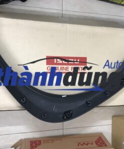 ỐP CUA LỐP XE ISUZU DMAX