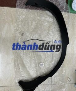 ỐP NHỰA TAI TOYOTA CROSS