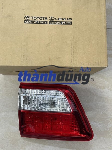 ĐÈN CỐP HẬU TOYOTA FORTUNER 2011