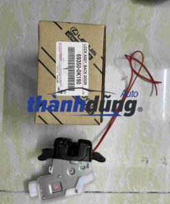 Ổ NGẬM CỐP HẬU XE TOYOTA INNOVA