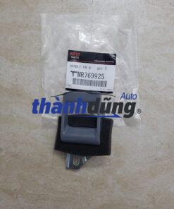 TAY MỞ CỬA TRONG TRÁI MITSUBISHI JOLIE