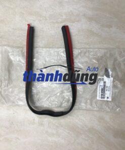 GIOĂNG BẢN LỀ CỬA HYUNDAI MIGHTY