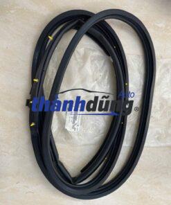 GIOĂNG CÁNH CỬA HYUNDAI HD450 2006 | 821207A004