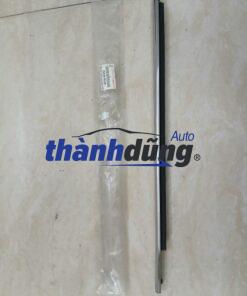 NẸP CHÂN KÍNH SAU TOYOTA FORTUNER | 68180-0K050 CHÍNH HÃNG