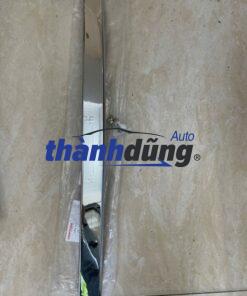 ốp mạ cốp sau xe chevrolet cruze 2012 | 96888794