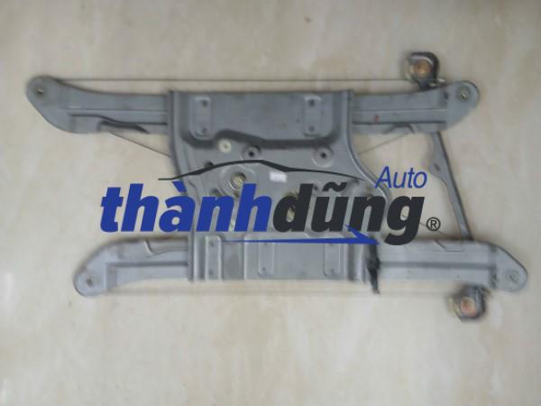COMPA LÊN KÍNH TRƯỚC PHẢI MITSUBISHI GRANDIS | MR989947