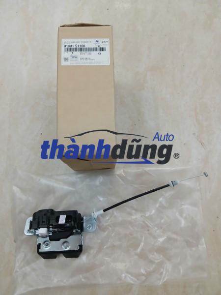 Ổ NGẬM CỬA HẬU XE HYUNDAI PALISADE 2024 | 81801S1100